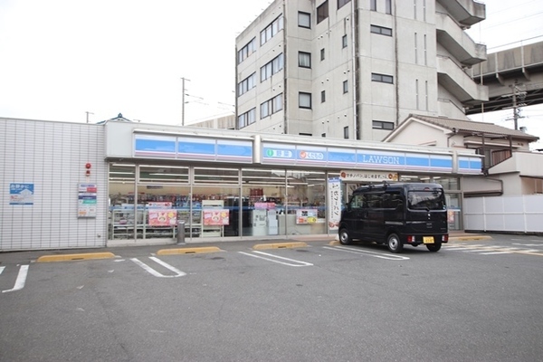 ガレリア加島(ローソン加島四丁目店)