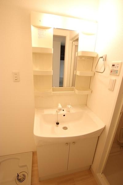 尼崎市水堂町１丁目のマンション