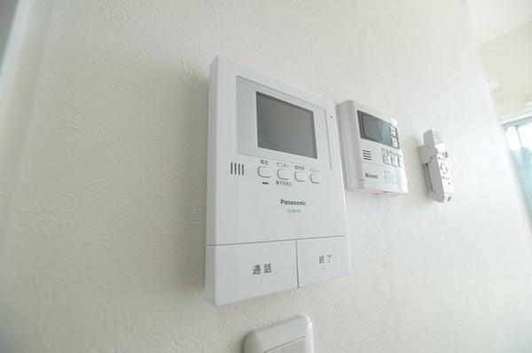 尼崎市元浜町１丁目のハイツ