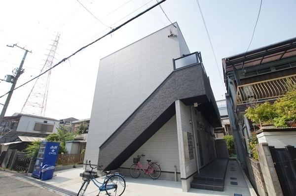 尼崎市元浜町１丁目のハイツ