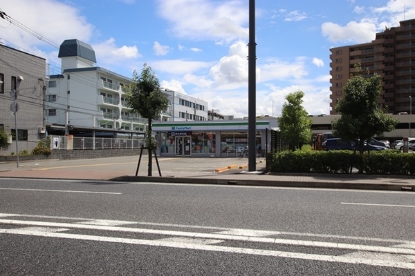 D-room塚口本町(ファミリーマート塚口本町六丁目)
