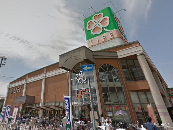 大庄西町アパート(ライフ武庫川店)