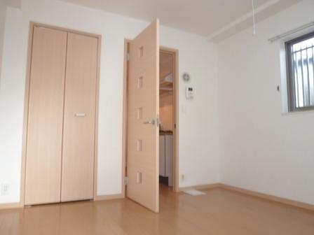 尼崎市水堂町１丁目のマンション