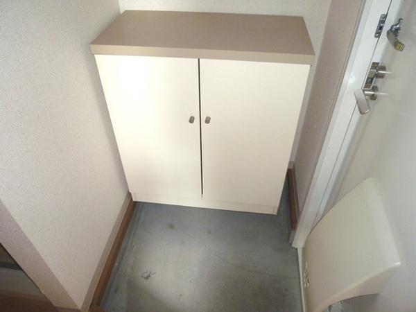 尼崎市東園田町４丁目のハイツ