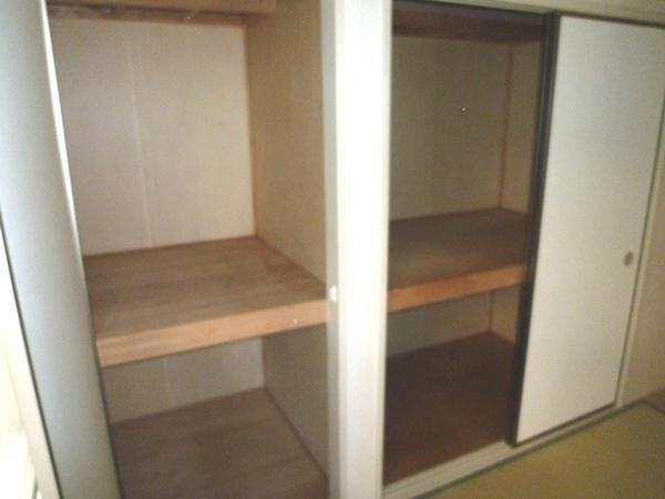 尼崎市東園田町４丁目のハイツ