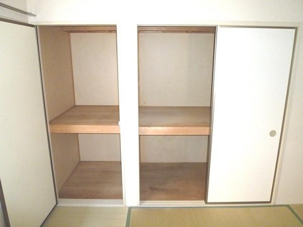 尼崎市東園田町４丁目のハイツ
