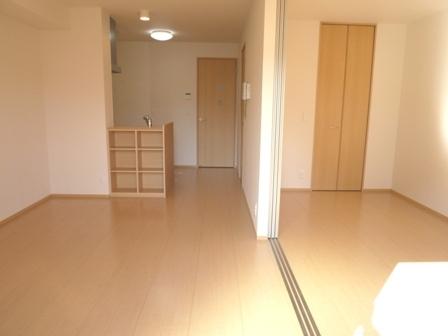 尼崎市大庄西町１丁目のハイツ