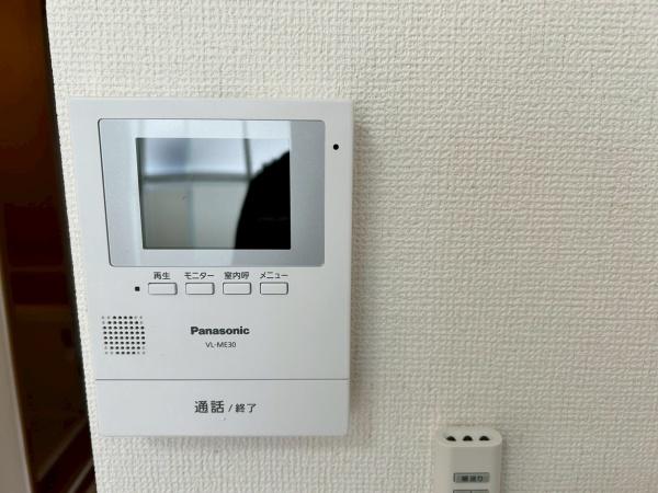 尼崎市塚口本町３丁目のハイツ