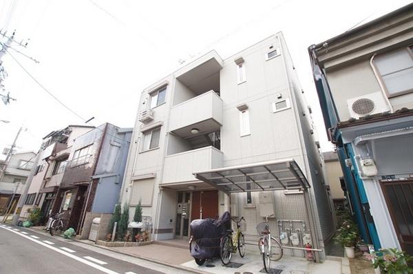 尼崎市昭和通１丁目のハイツ
