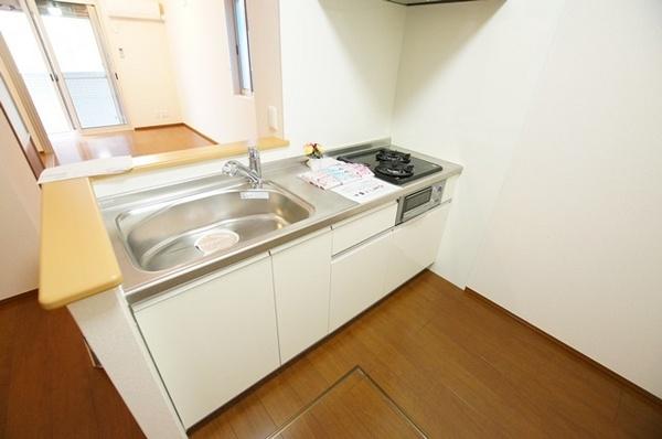 尼崎市昭和通１丁目のハイツ