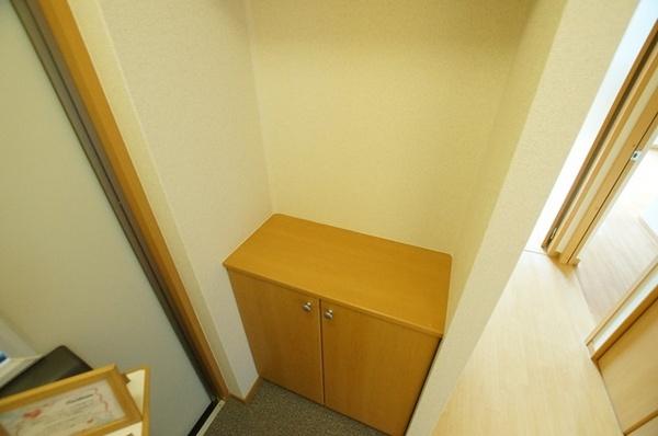 尼崎市名神町２丁目のハイツ