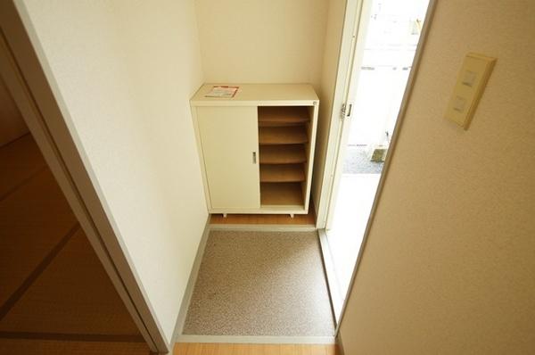 尼崎市若王寺３丁目のハイツ