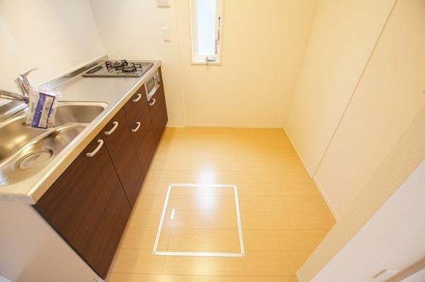 尼崎市塚口町３丁目のハイツ