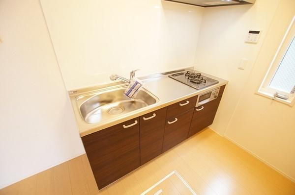 尼崎市塚口町３丁目のハイツ
