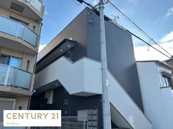 尼崎市立花町４丁目のハイツ