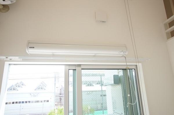 尼崎市瓦宮１丁目のハイツ