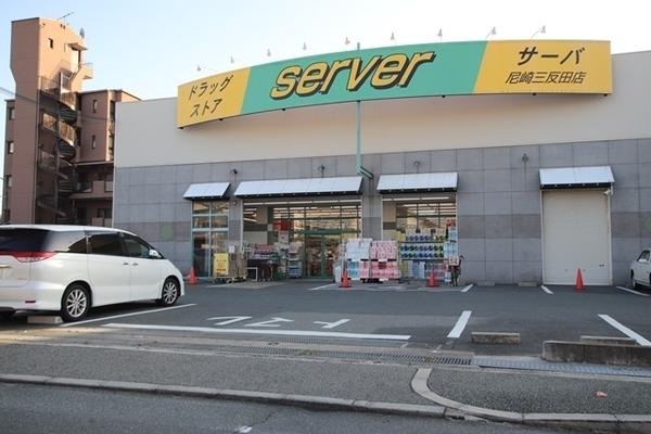 尼崎市東七松町1丁目のハイツ(ファミリーマート尼崎三反田町二丁目店)