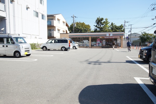 尼崎市下坂部1丁目のハイツ(セブンイレブン尼崎下坂部3丁目店)