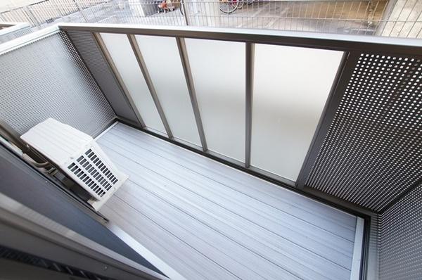 尼崎市杭瀬南新町４丁目のハイツ