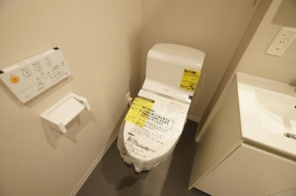 尼崎市東本町４丁目のハイツ