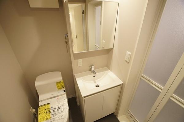 尼崎市東本町４丁目のハイツ