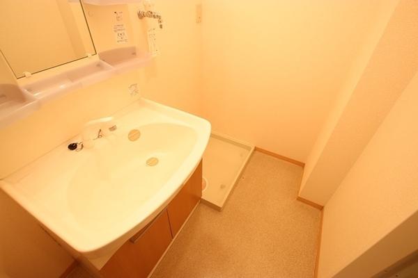 尼崎市上坂部３丁目のマンション