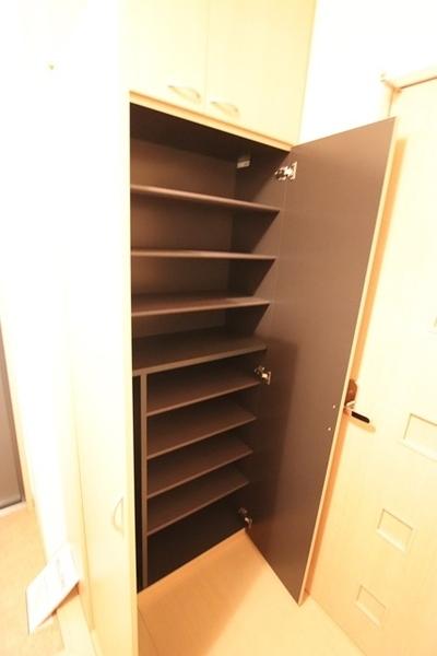 尼崎市上坂部３丁目のマンション