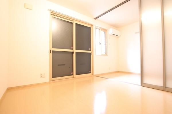 尼崎市上坂部３丁目のマンション