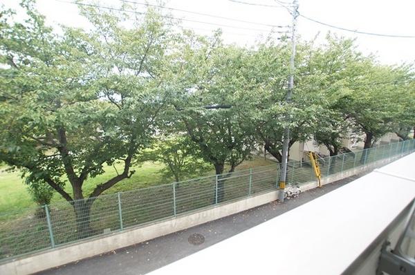 尼崎市長洲本通１丁目のハイツ
