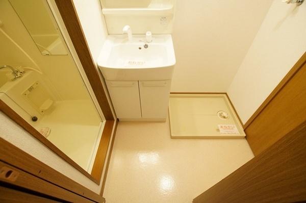尼崎市南武庫之荘２丁目のハイツ