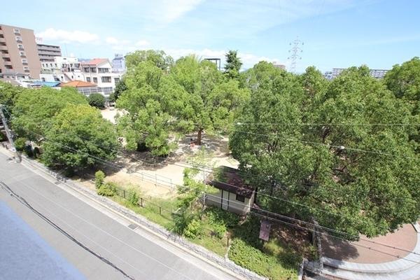 尼崎市立花町2丁目のマンション(千歳公園)