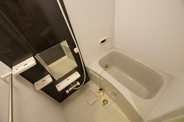 尼崎市大物町１丁目のハイツ