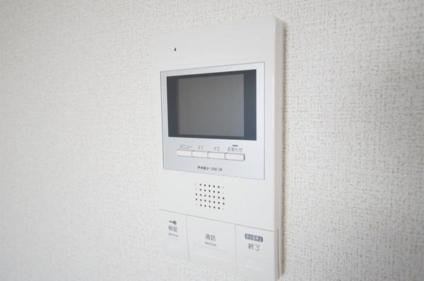 尼崎市長洲東通１丁目のハイツ