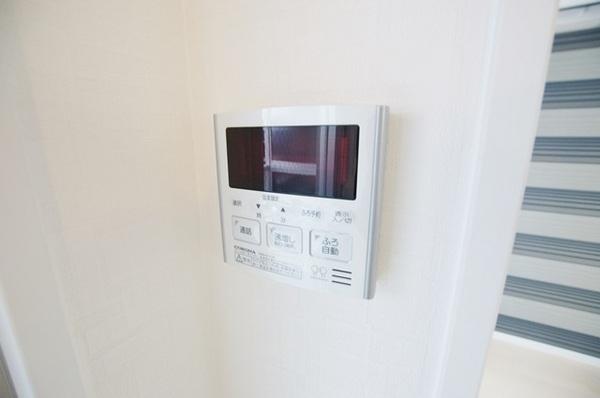 尼崎市杭瀬本町３丁目のハイツ