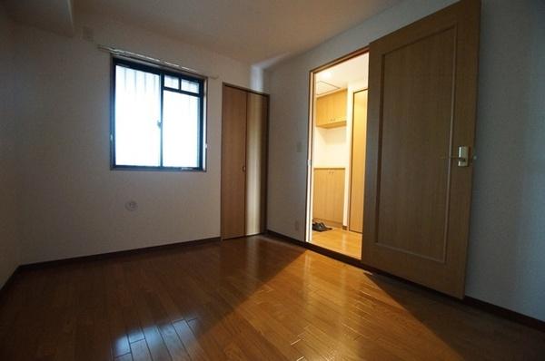 尼崎市塚口町２丁目のマンション
