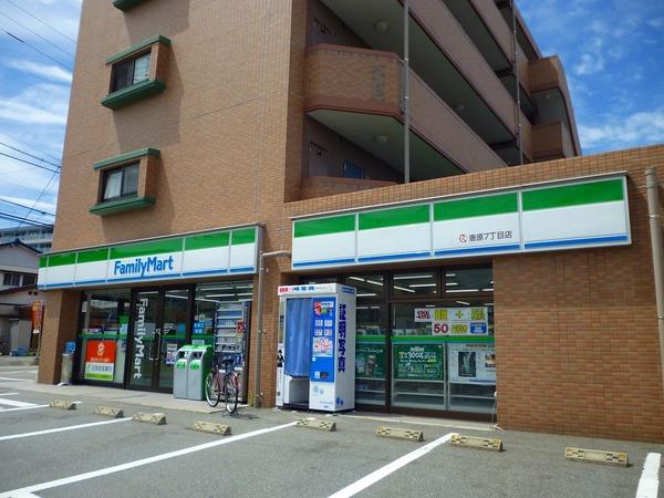 コーポ志賀(ファミリーマート唐原7丁目店)