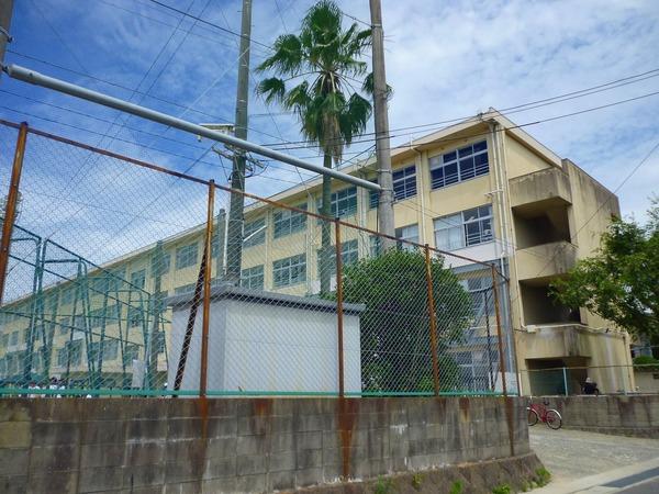 オレンジコーポ１号館(香椎第二中学校)