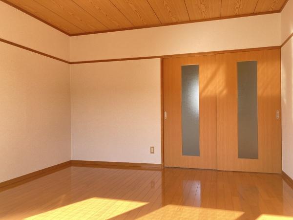 サンシャイン田代１