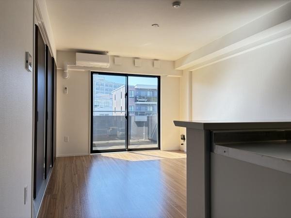 アールズ・コートB棟