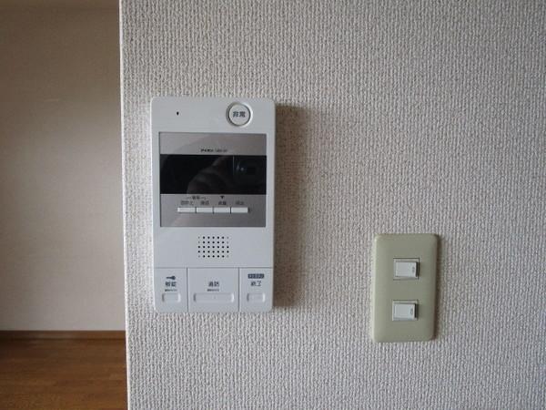 東大阪市東石切町２丁目のマンション