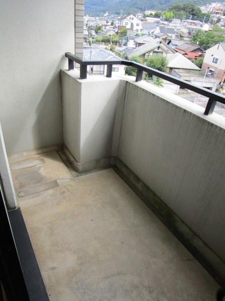東大阪市東石切町２丁目のマンション