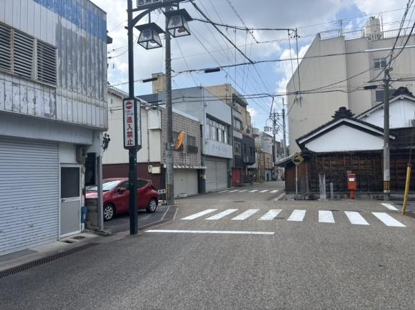 伊賀市上野農人町の店舗（一戸建）