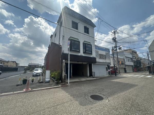 伊賀市上野農人町の店舗（一戸建）