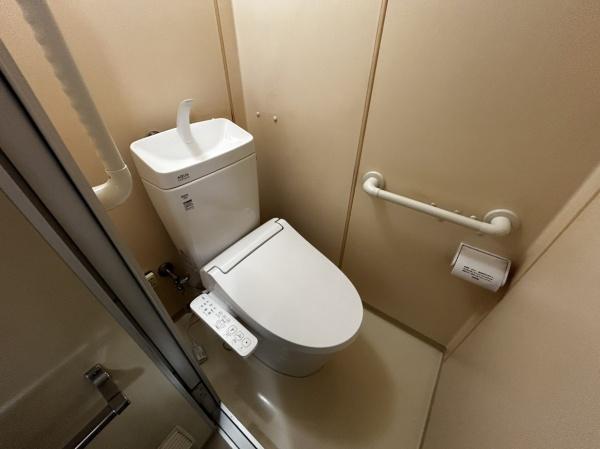 緑橋コーポ2号棟(トイレ)