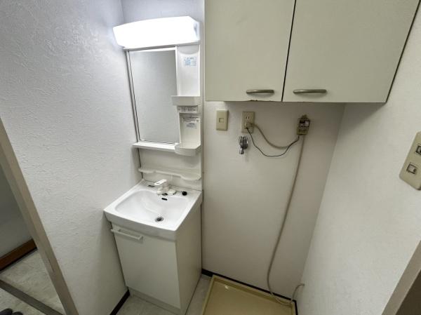 緑橋コーポ2号棟(洗面台・洗面所)