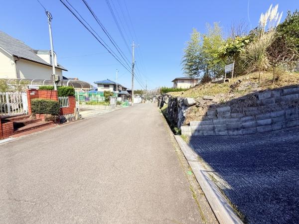 名張市つつじが丘南５番町の貸地