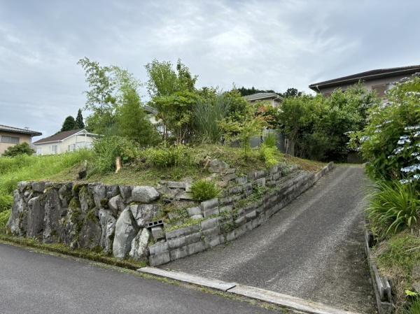 名張市つつじが丘南5番町の貸地