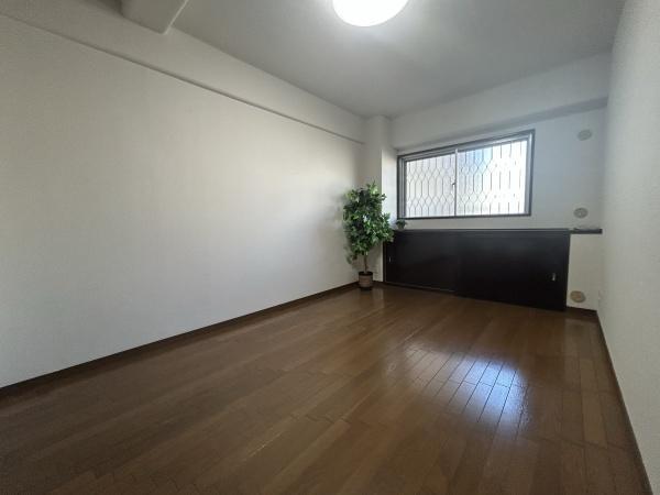 奈良市四条大路１丁目のマンション
