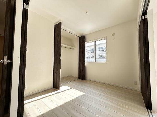 ソレイユビセレクト法蓮町Ⅰ