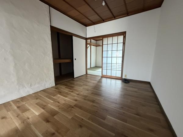 奈良市西大寺新田町のアパート